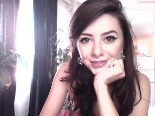 swannabelle  caught intense orgasm in webcam show