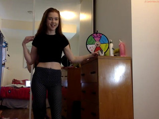 emmacado  Fast petting in webcam chat