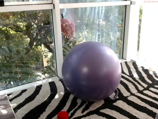 queen_chanel  gapes her asshole