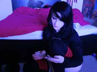 those_darn_frigs  Fucked her pussy with her finger