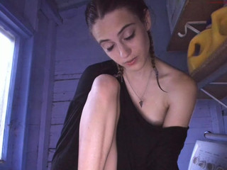 NaomiDee  show 8th of September