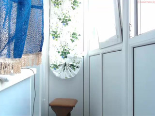 liluxx  riding torso