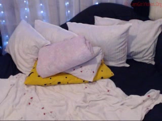 mi_hwa  Gets orgams in webcam show