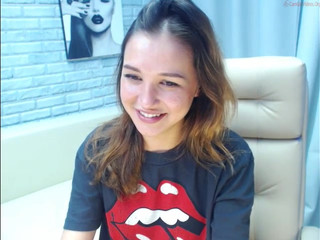 tightteen1999  Plays With Her BAKING Holes