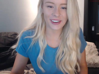 oliviaowens  Touches her excited body
