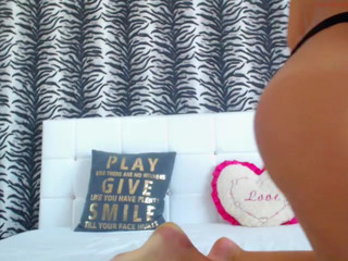 rubylove7  webcam petting show